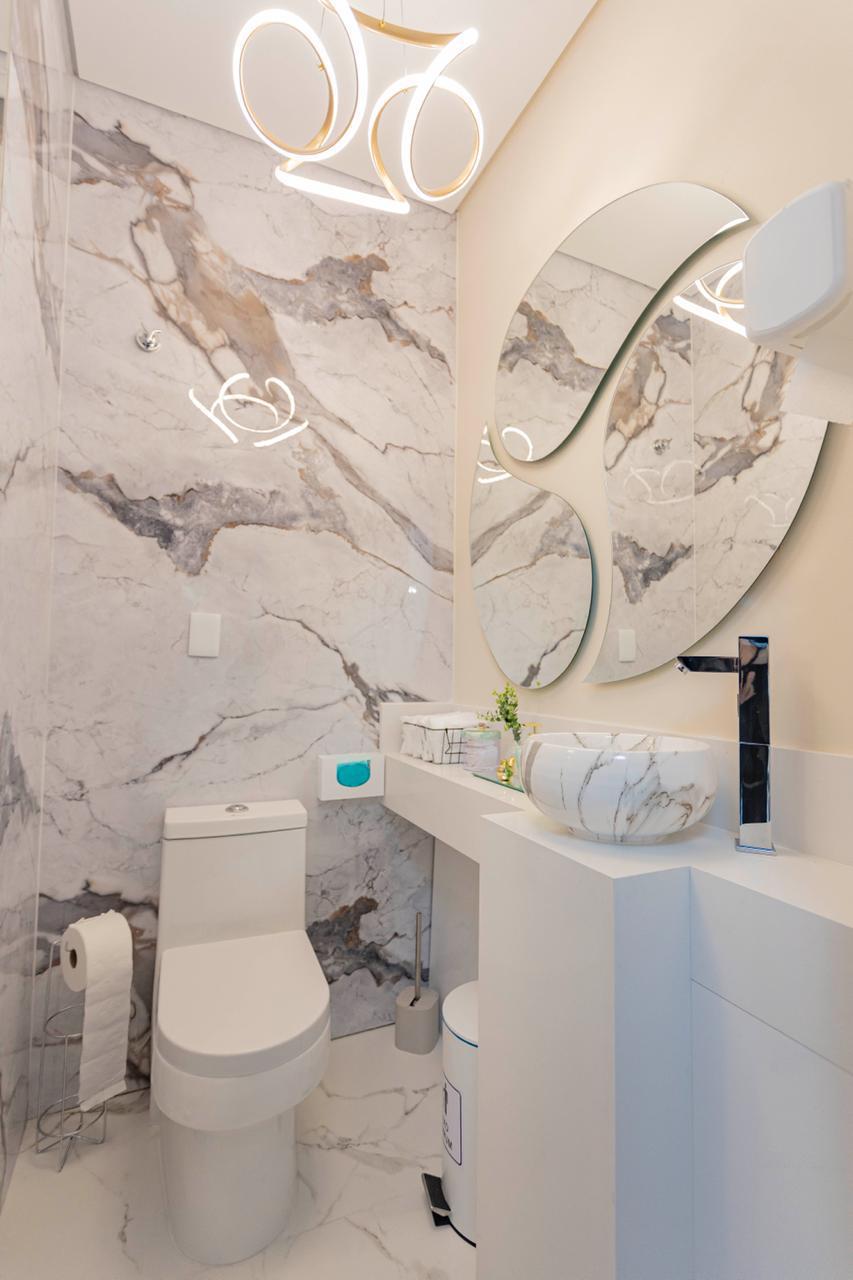 Consultório com Banheiro